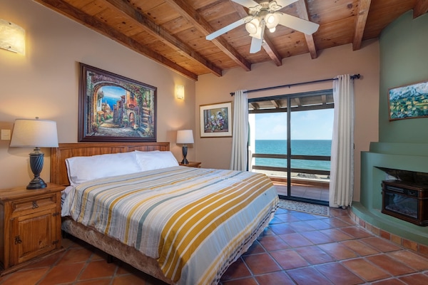Family Villa | 2 bedrooms, free WiFi, bed sheets