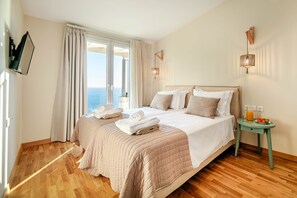 Luxury Villa, Ensuite, Sea View (Luxury Villa Ethra) | 3 bedrooms, premium bedding, individually decorated - Ocean View - Luxury Villa Ethra (Corfu)