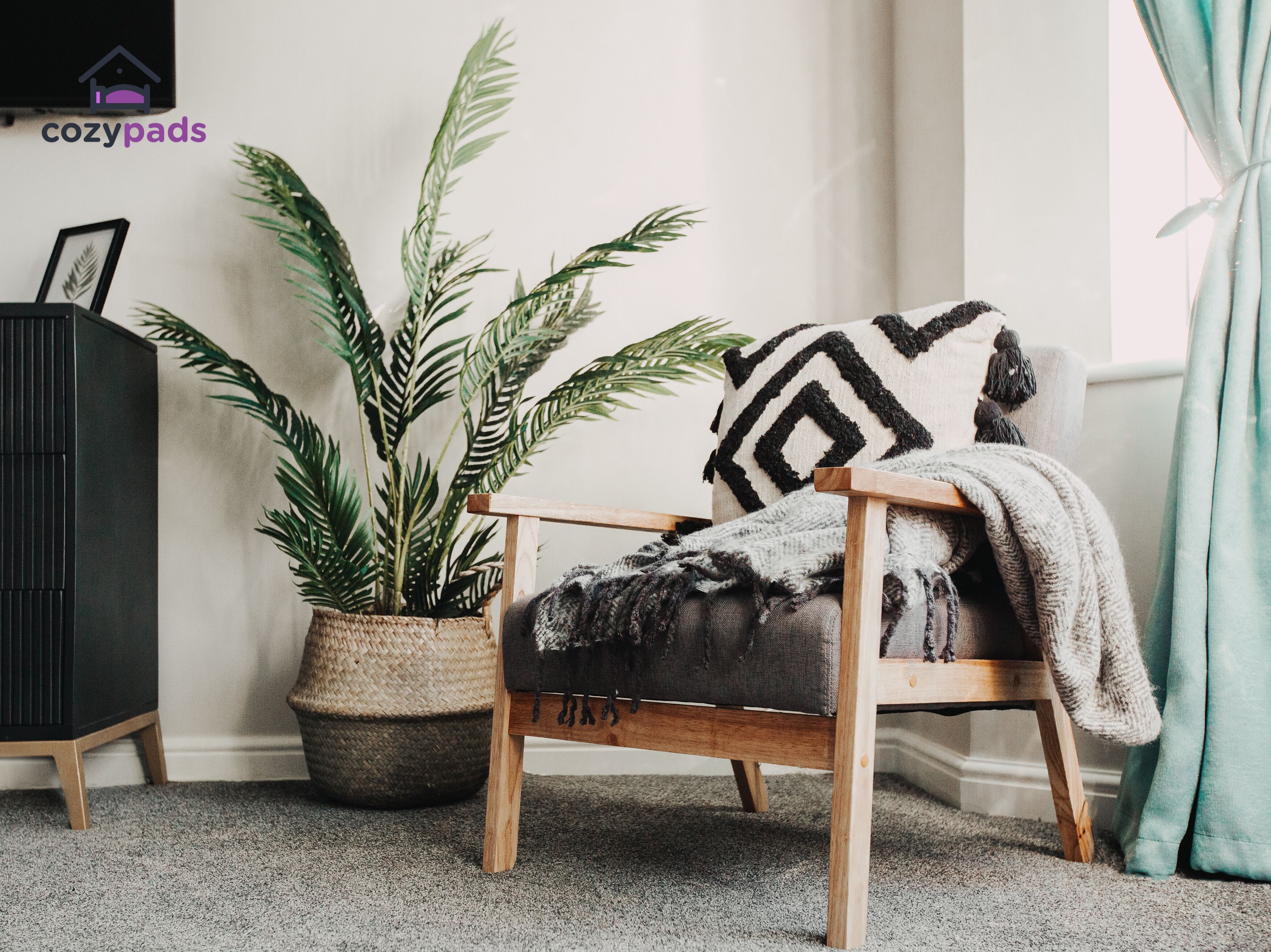 Apartment, Private Bathroom | Lounge