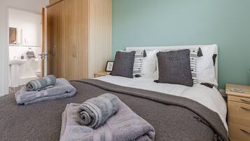 Apartment, Private Bathroom | 2 bedrooms