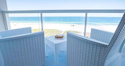 Breathtaking Gulf Facing Condo Hotel Suite