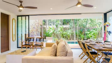 Exclusive Condo, 2 Bedrooms, Private Pool, Ground Floor | Living area | 32-inch TV with digital channels