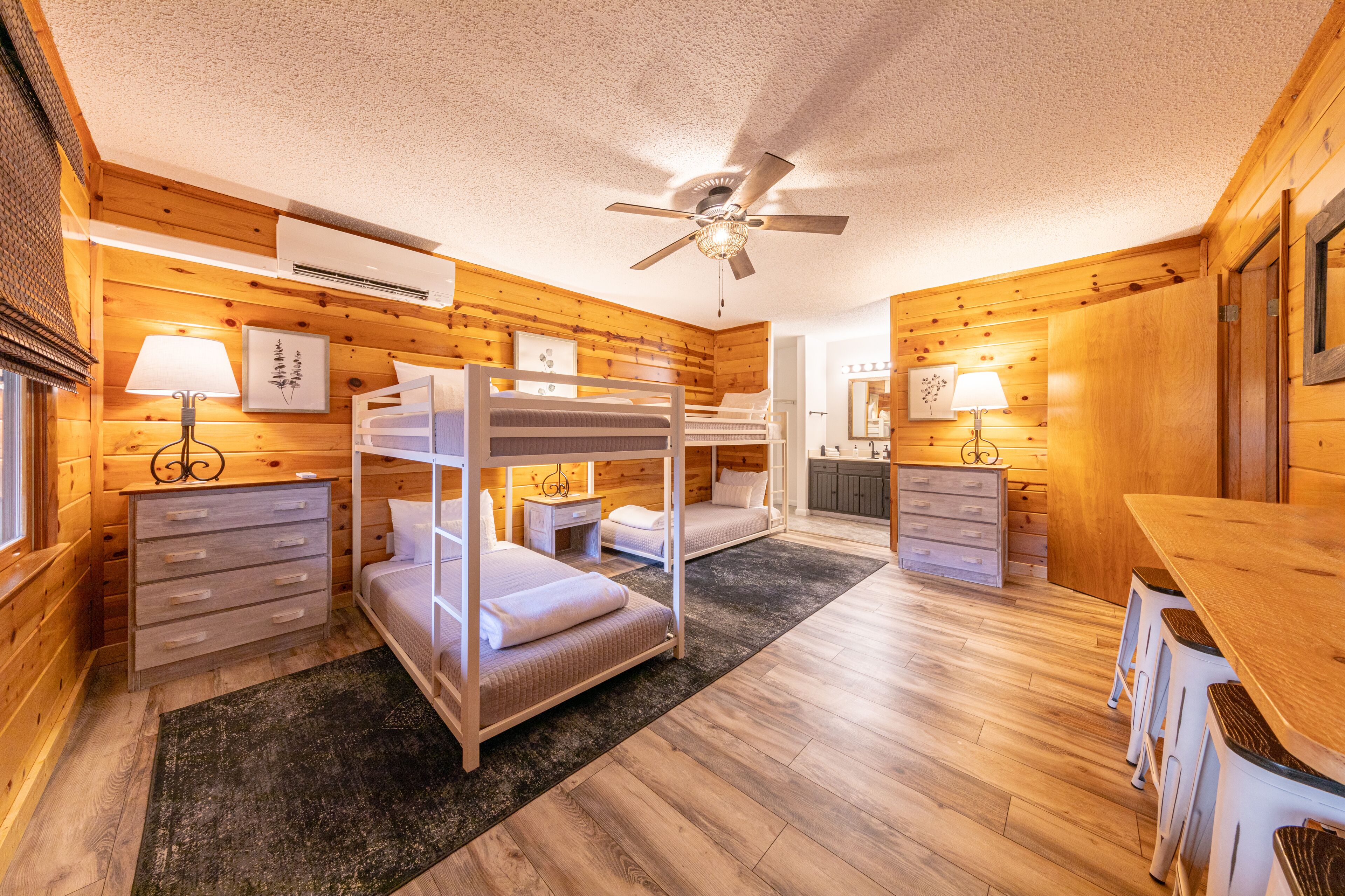 家庭套房 | 防过敏的被褥、特色装修、特色家居、免费 WiFi