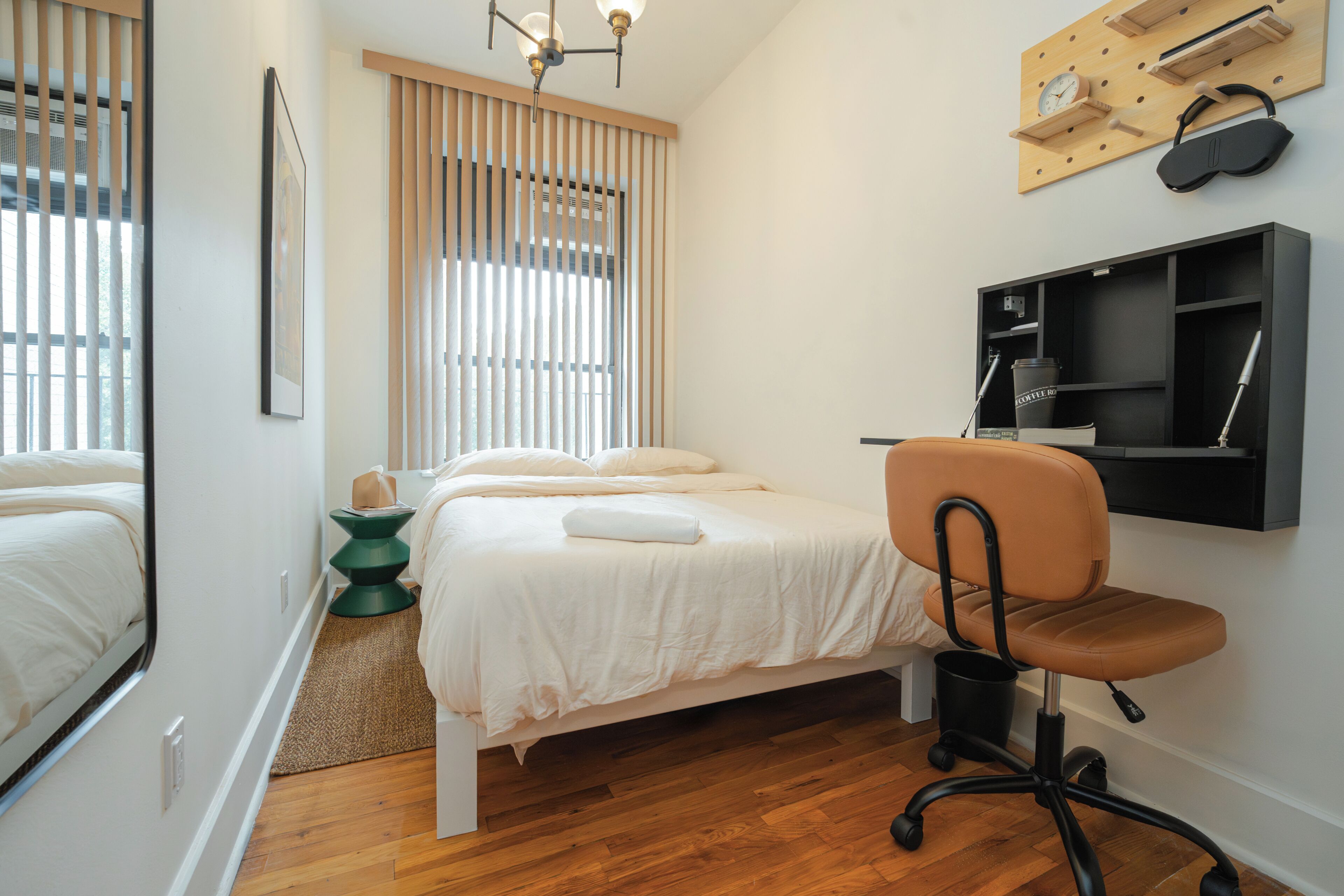 Photo - Lamartine Chelsea – Hostel