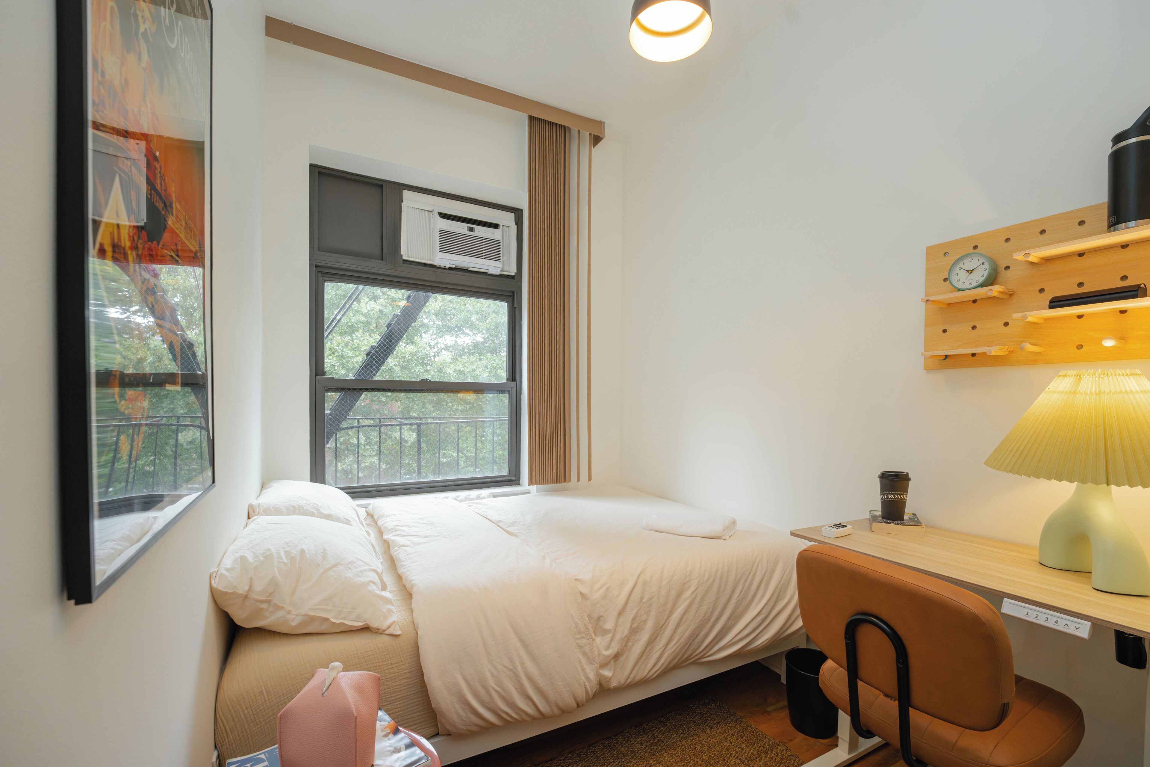 Photo - Lamartine Chelsea – Hostel