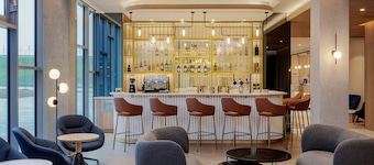 Courtyard by Marriott Paris Charles de Gaulle Central Airport