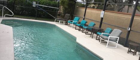 Alberca techada y alberca climatizada