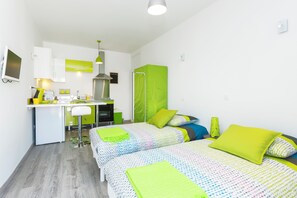 1 bedroom, iron/ironing board, WiFi, bed sheets