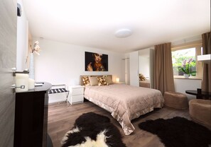 3 bedrooms, WiFi - Comfortable apartment, close to downtown and train station (Brugge)