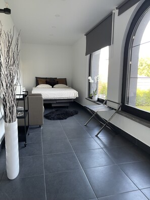 3 bedrooms, WiFi - Comfortable apartment, close to downtown and train station (Brugge)