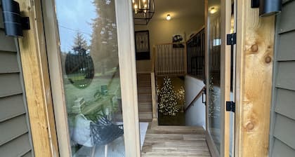 Mountain View...walk to attractions & dining