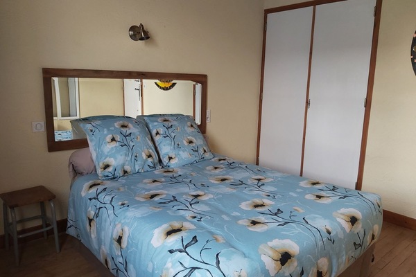 Ô miroir sans détour dis-moi tout de ce séjour