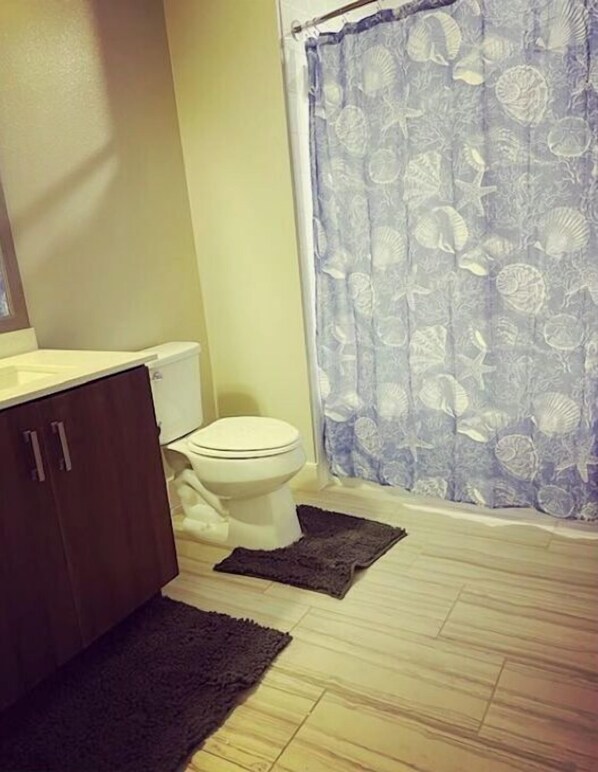 Bathtub