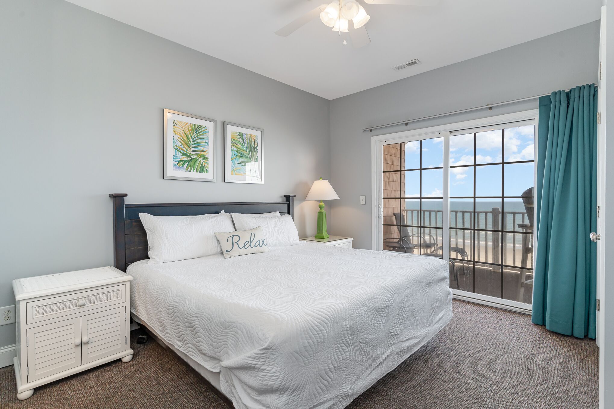 6 bedrooms, iron/ironing board, WiFi, bed sheets