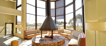 Romantic seascape ocean view villa on Monterey bay