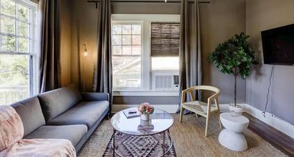 Vintage Boho Apartment in Great Midtown Location!