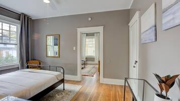 1 bedroom, iron/ironing board, free WiFi, bed sheets