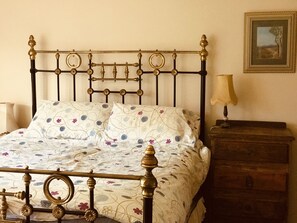 4 間睡房、熨斗/熨衫板、免費 Wi-Fi、床單