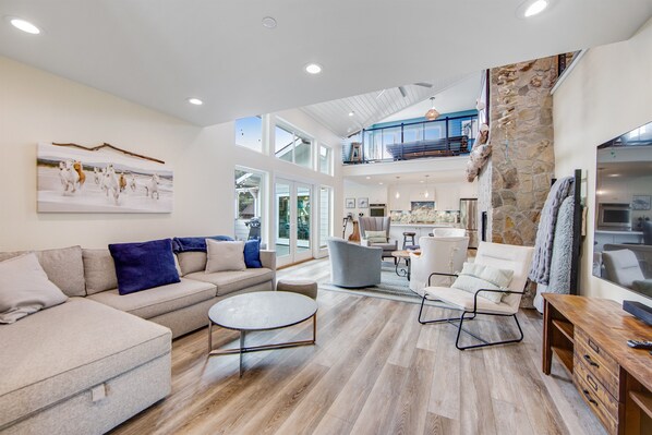 TV connectée, cheminée, Hulu, services de streaming