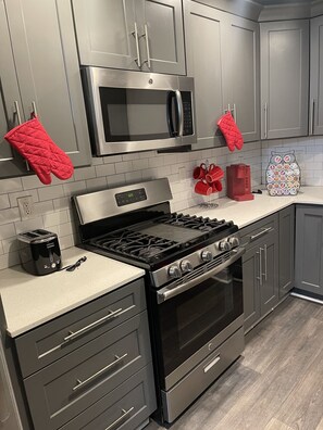 Private kitchen - Beautiful Luxury 2Br/2BA Getaway (Atlanta)