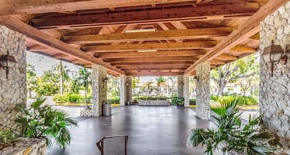 Your Perfect Naples Retreat Relax at Park Shore Resort Snowbird Friendly