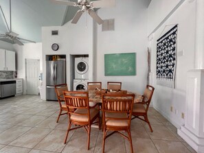 别墅, 3 间卧室, 私人游泳池, 花园景观 | 餐厅