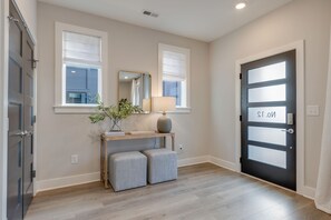 Interior - Modern+Organic Home 3 miles from Downtown & Broadway - Private Balcony & Patio (Nashville)