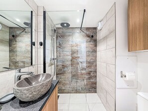 Hair dryer, towels