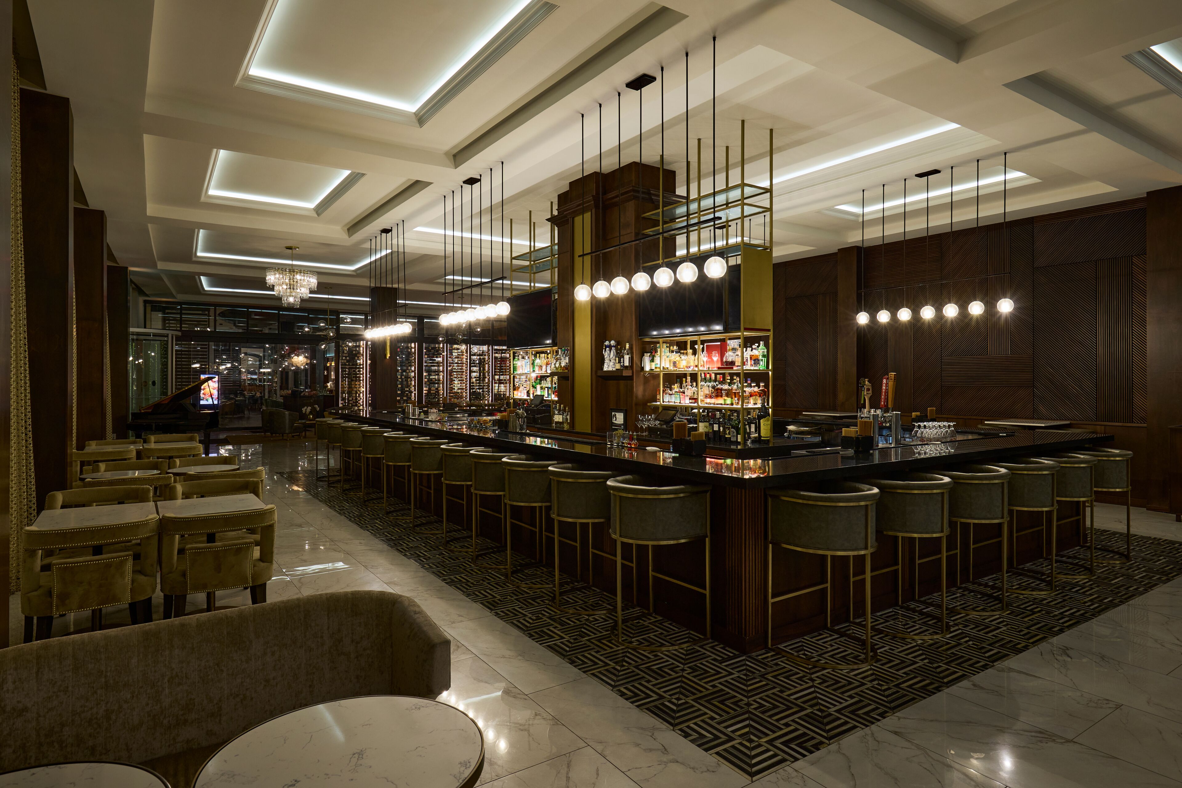 serves dinner and happy hour