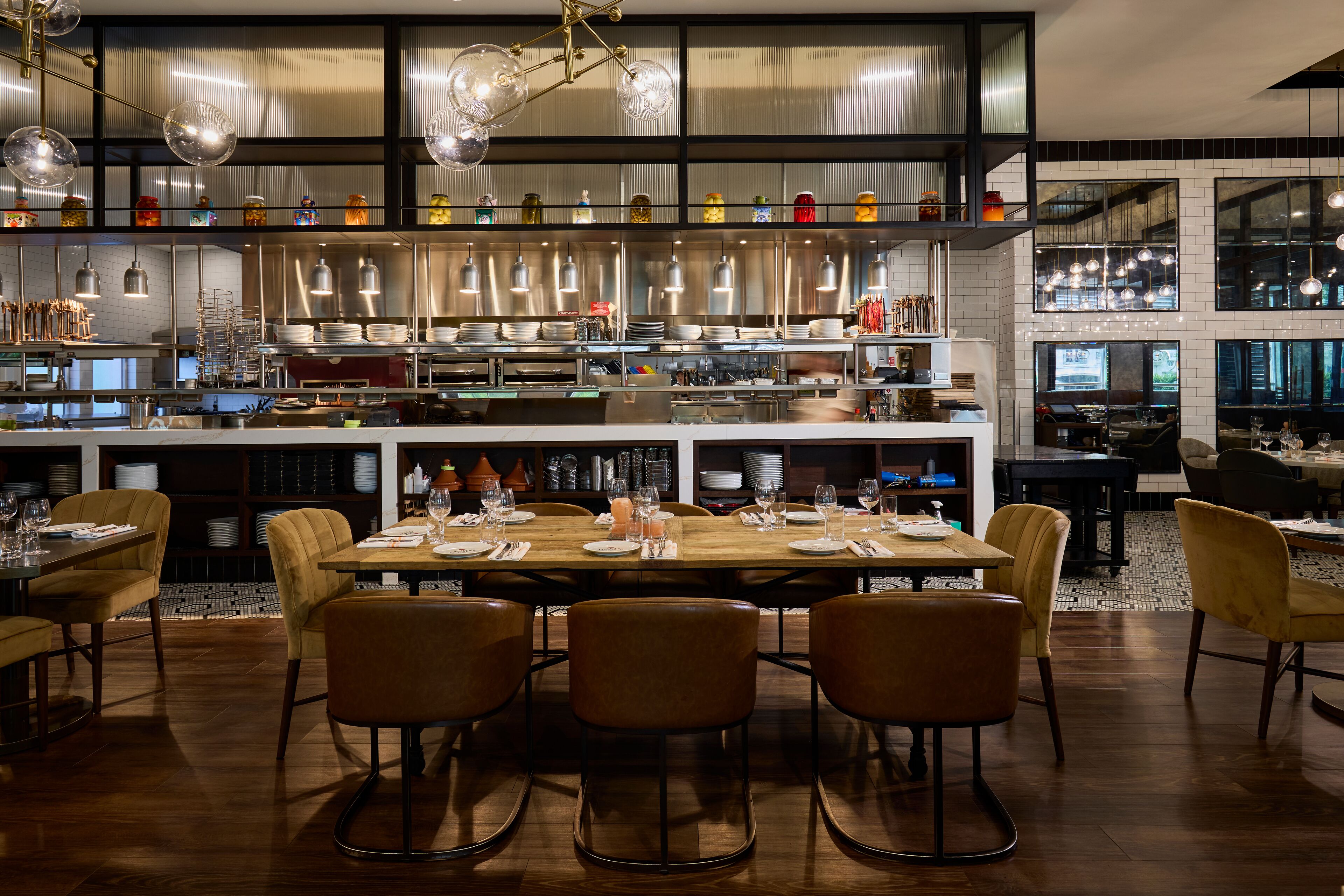 dinner and brunch served, american cuisine