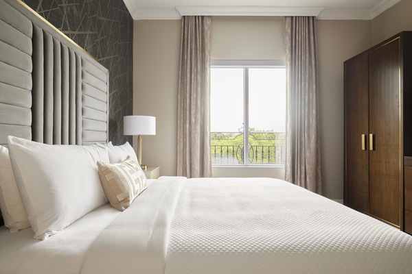 Hypo-allergenic bedding, down comforters, in-room safe