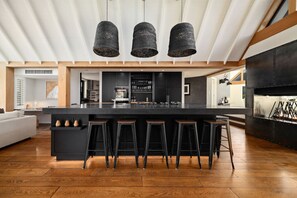 Dining - Aroha Homestead - Large lifestyle property (Arrowtown)