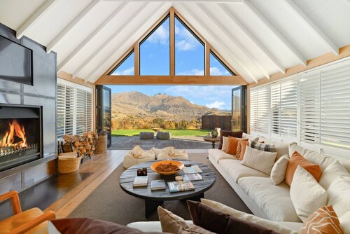 Aroha Homestead - Large lifestyle property