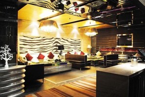 Bar (on property) - Guanfa Enjoy Hotel (Quzhou)