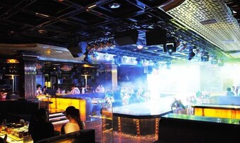 Bar (en la propiedad)