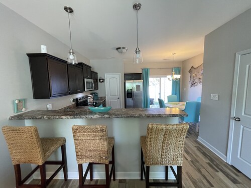 BETTER THAN HOTEL! 2 Suites!!