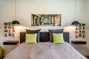 1 bedroom, iron/ironing board, free WiFi, bed sheets - Pet-Friendly Holiday Apartment 'Lichtentaler Allee' with Balcony and Wi-Fi (Baden-Baden)