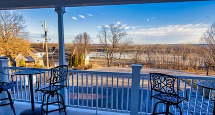 The Inn at Elijah McLeans