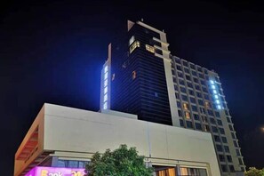 Exterior - Kyriad Marvelous Hotel (Suzhou Wujiang People's Square) (Suzhou)