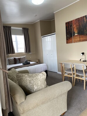 Deluxe Single Room, 1 Bedroom - CBD Gi Motel (Glen Innes)