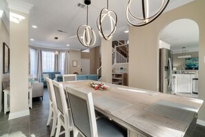 Dining - Modern Home w Heated Pool Game Rm sleeps12-15 near DFW & Gaylord hotel (Flower Mound)