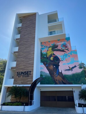 Exterior - Jaco Sunset Boulevard — Luxury Beachfront Condo With Breathtaking Ocean Views (Jaco)