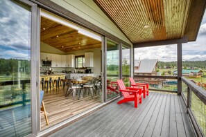 Outdoor dining - The Basecamp- Stunning 5BR Home with Hot Tub, Game Room, AC, Heated Driveway, and Valley Views! (Pagosa Springs)