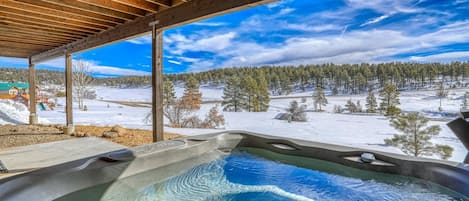 Bain à remous extérieur