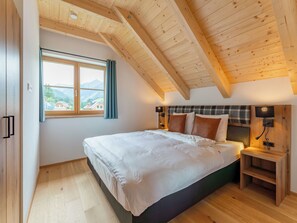 4 bedrooms, Internet