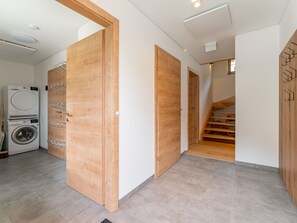 Interior - Luxury lodge with Finnish sauna and hot tub (Donnersbachwald)