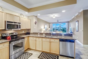 Condo (28750 Trails Edge Blvd #504) | Exterior