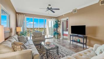 Condo (28750 Trails Edge Blvd #504) | Extérieur