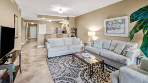 คอนโด (28750 Trails Edge Blvd #504) | บริเวณภายนอก