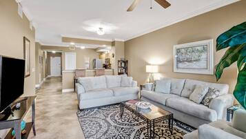 Condo (28750 Trails Edge Blvd #504) | Exterior